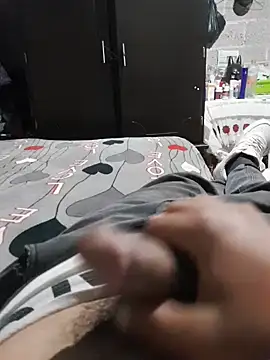 Snapshot of jann1900 chatting on February 12, 2026, 1:49 am jann1900 online show from February 12, 2026, 1:49 am