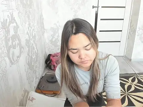 Snapshot of saika_blush chatting on December 4, 2025, 4:11 am saika blush online show from December 4, 2025, 4:11 am