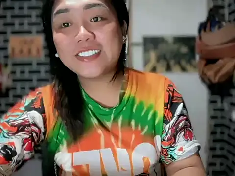 luluakovi 69 online show from June 3, 2026, 1:56 pm