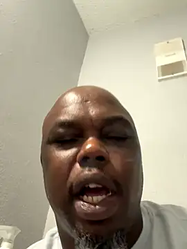 Snapshot of devon3421 chatting on November 12, 2025, 6:01 pm devon3421 online show from November 12, 2025, 6:01 pm