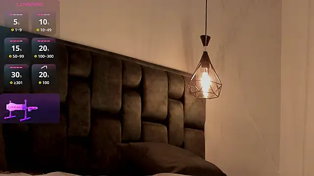 Snapshot of Bellarohs chatting on December 2, 2025, 2:08 pm Bellarohs online show from December 2, 2025, 2:08 pm