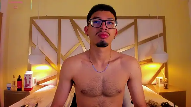 Jaxon Carter online show from April 15, 2026, 2:17 am