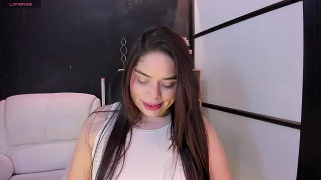 sunnypaytton online show from November 18, 2025, 12:19 pm