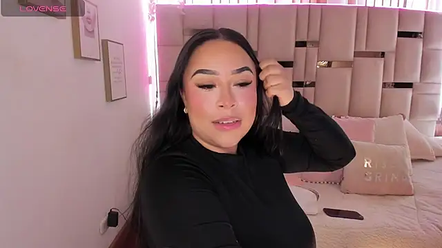 Snapshot of Zoey_thompson chatting on November 16, 2025, 2:55 pm Zoey thompson online show from November 16, 2025, 2:55 pm