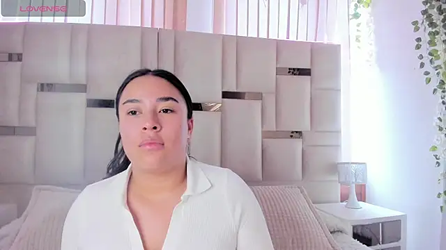 Snapshot of Zoey_thompson chatting on September 27, 2025, 7:53 pm Zoey thompson online show from September 27, 2025, 7:53 pm