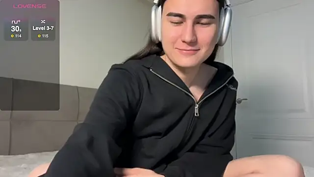 HeyAlena online show from February 8, 2026, 7:55 pm