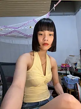 andymi1 online show from April 7, 2026, 2:24 am