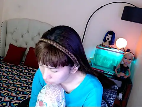 Snapshot of ShantalFoxxy_ chatting on November 8, 2025, 1:31 am ShantalFoxxy online show from November 8, 2025, 1:31 am