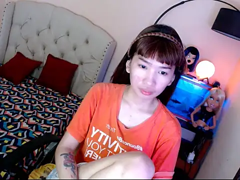 Snapshot of ShantalFoxxy_ chatting on October 28, 2025, 12:26 pm ShantalFoxxy online show from October 28, 2025, 12:26 pm