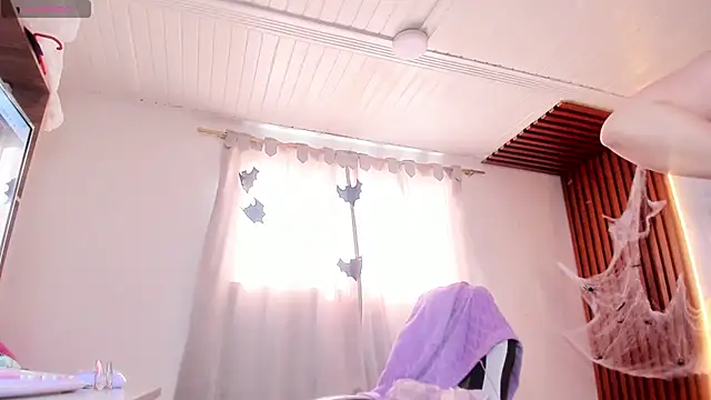 shasha bloom online show from November 1, 2025, 7:41 pm