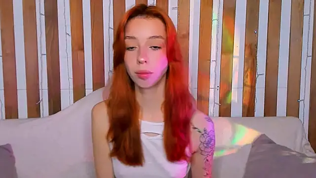 Lori Williams online show from September 25, 2025, 1:11 am