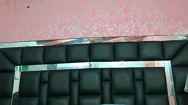 Snapshot of anzhel_novick chatting on September 27, 2025, 12:00 pm anzhel novick online show from September 27, 2025, 12:00 pm