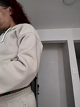 Pamelamiler   online show from October 3, 2025, 11:56 am