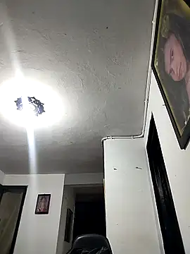 Pamelamiler   online show from November 8, 2025, 10:41 am