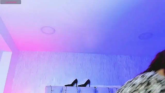 Pamelamiler   online show from December 3, 2025, 12:15 pm