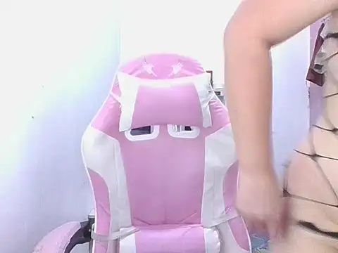 Snapshot of kagamie25 chatting on February 15, 2026, 5:52 am kagamie25 online show from February 15, 2026, 5:52 am