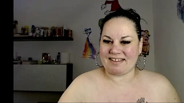 andreea2011 online show from February 18, 2026, 7:49 am