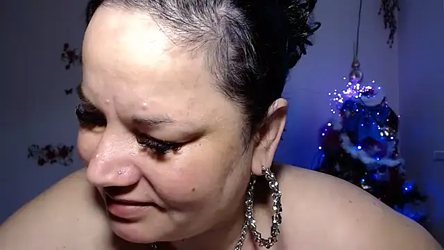 Snapshot of andreea2011 chatting on October 29, 2025, 6:12 am andreea2011 online show from October 29, 2025, 6:12 am