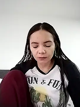 Snapshot of Cami_Konor chatting on November 21, 2025, 9:03 pm Cami Konor online show from November 21, 2025, 9:03 pm