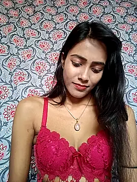 Snapshot of hornylizia123 chatting on April 15, 2026, 2:39 am hornylizia123 online show from April 15, 2026, 2:39 am