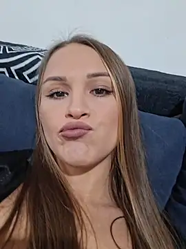 JessyKym online show from November 11, 2025, 8:42 am