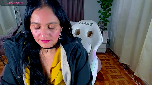 Snapshot of kataleya_29 chatting on November 14, 2025, 8:34 pm kataleya 29 online show from November 14, 2025, 8:34 pm