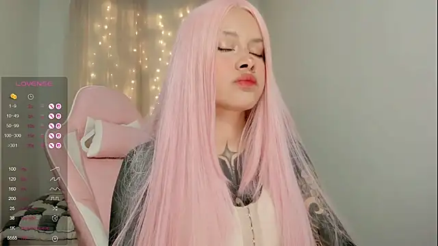 AlinaLukyanova online show from February 21, 2026, 4:14 am