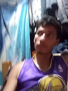 alexandercruz online show from February 12, 2026, 3:06 am