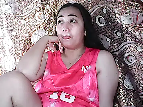 Snapshot of Pinay_Chubby20 chatting on December 14, 2025, 8:09 am Pinay Chubby20 online show from December 14, 2025, 8:09 am