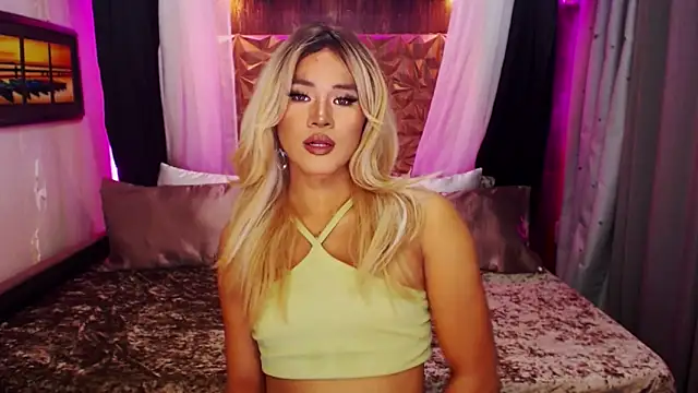 YllanaAltheaXxX online show from November 20, 2025, 6:47 am