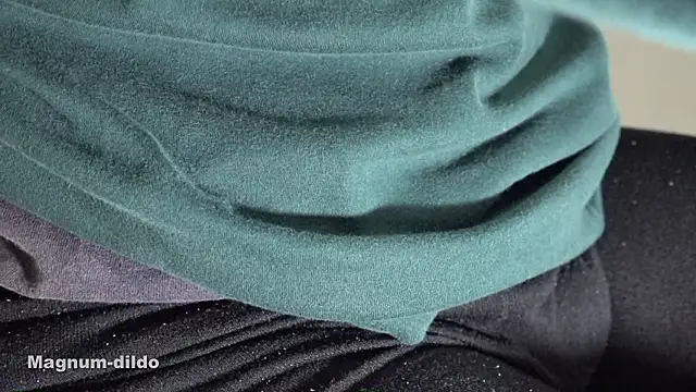 Snapshot of MD_Live chatting on November 16, 2025, 9:51 pm MD Live online show from November 16, 2025, 9:51 pm