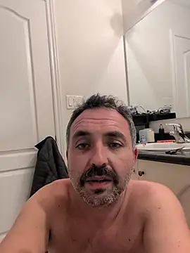 Snapshot of cloudymatt chatting on November 15, 2025, 9:35 am cloudymatt online show from November 15, 2025, 9:35 am