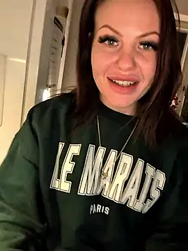 Snapshot of SwedishBaabe chatting on February 6, 2026, 6:37 pm SwedishBaabe online show from February 6, 2026, 6:37 pm