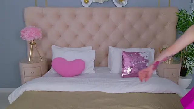 Snapshot of NancyJonson chatting on March 11, 2026, 3:00 am NancyJonson online show from March 11, 2026, 3:00 am