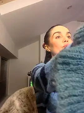 Snapshot of RosieCheexxxxxx chatting on November 15, 2025, 5:44 am RosieCheexxxxxx online show from November 15, 2025, 5:44 am