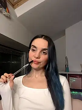 Snapshot of RosieCheexxxxxx chatting on November 16, 2025, 6:01 pm RosieCheexxxxxx online show from November 16, 2025, 6:01 pm