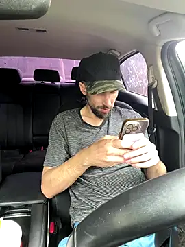 Snapshot of thejohnryancollection chatting on September 20, 2025, 7:41 pm thejohnryancollection online show from September 20, 2025, 7:41 pm