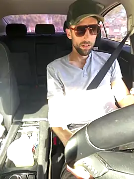 Snapshot of thejohnryancollection chatting on November 7, 2025, 5:17 pm thejohnryancollection online show from November 7, 2025, 5:17 pm