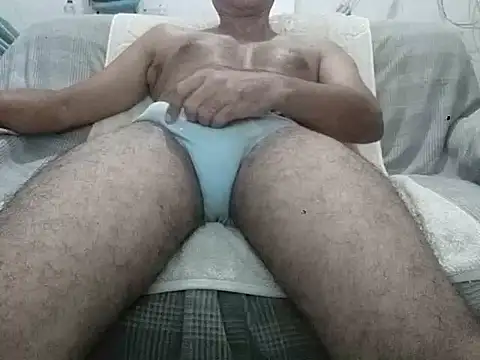 Rolludo  online show from April 21, 2026, 7:53 pm