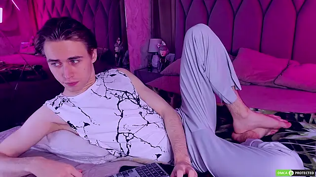 Snapshot of WilliamDyson chatting on November 26, 2025, 4:01 am WilliamDyson online show from November 26, 2025, 4:01 am