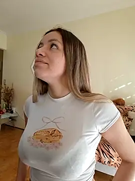 Onlywanda online show from June 16, 2026, 6:52 pm