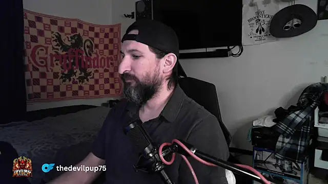 DevilPup75  online show from February 15, 2026, 3:29 am