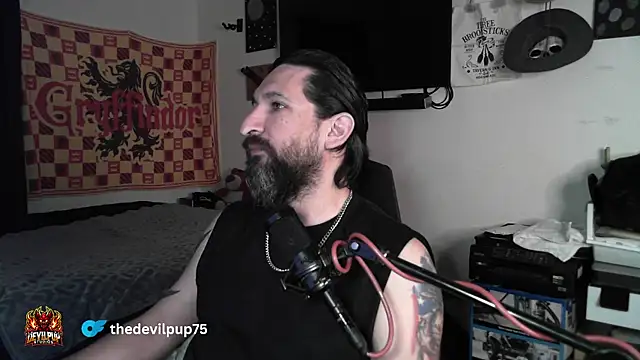 DevilPup75  online show from February 16, 2026, 3:16 am