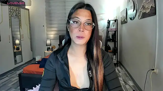 sedductive goddess online show from October 24, 2025, 5:50 am