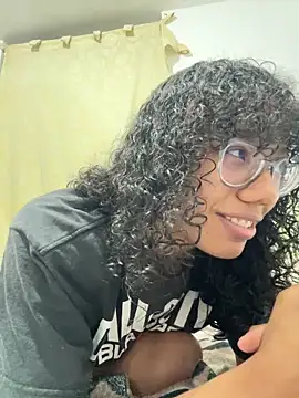 Valen1800 online show from February 6, 2026, 11:34 pm