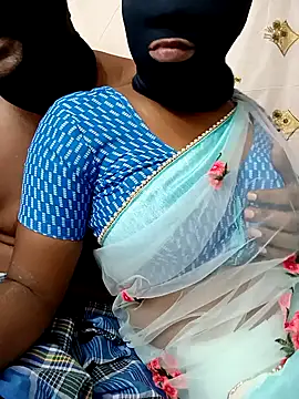 Snapshot of Chandhran_yk chatting on October 15, 2025, 4:04 pm Chandhran yk online show from October 15, 2025, 4:04 pm