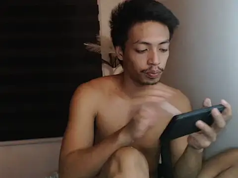 Asian gregor online show from October 3, 2025, 7:15 pm