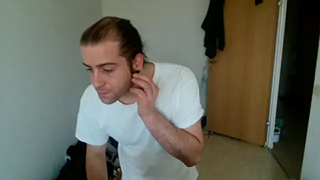 Snapshot of hei_69 chatting on December 14, 2025, 10:21 am hei 69 online show from December 14, 2025, 10:21 am