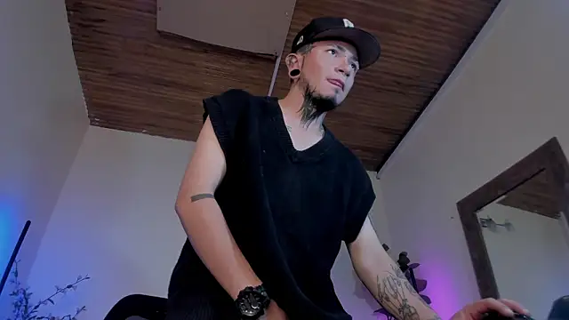 tyler jones  online show from February 17, 2026, 5:38 am