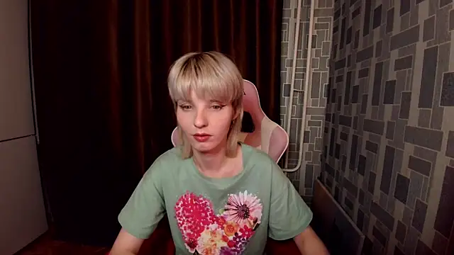 Madelaineses online show from March 8, 2026, 10:24 pm